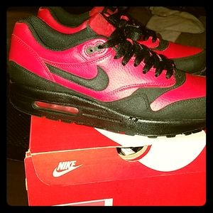 Nike Air Maxes